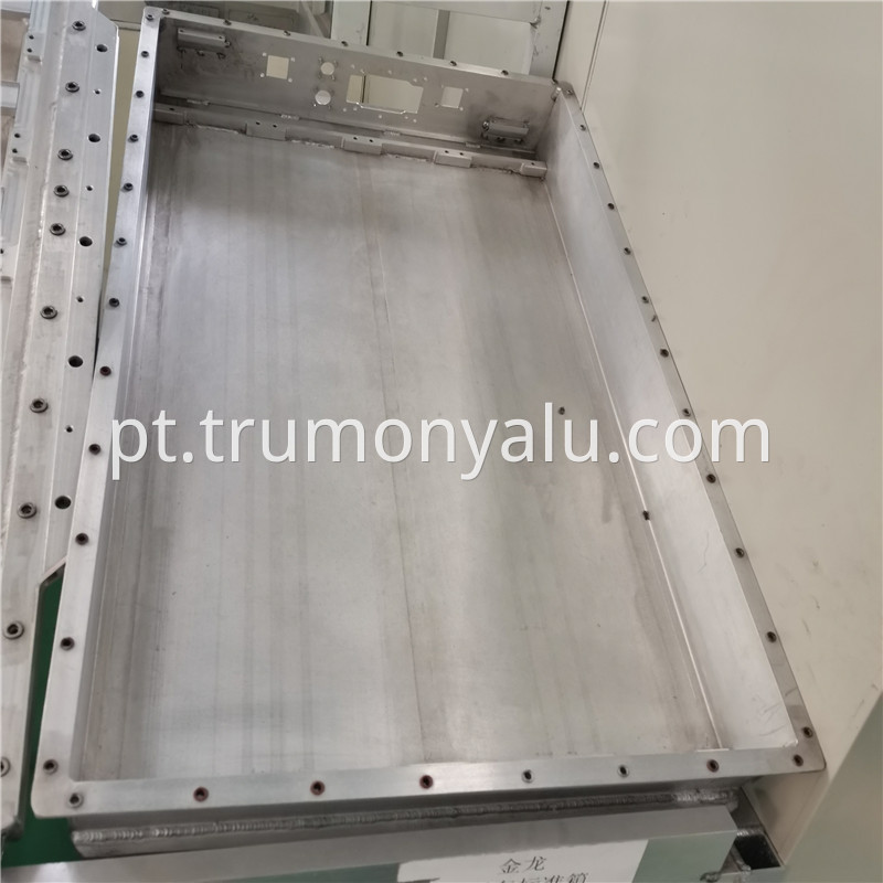 Aluminum Battery Tray02